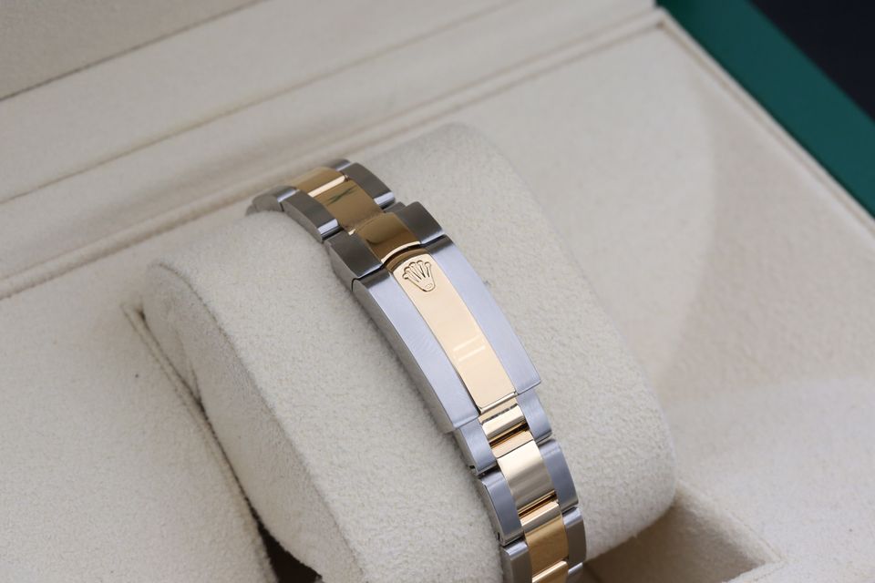 Rolex Datejust Lady 28 279173 Image 3